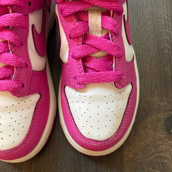 Nike Dunk Low - Picture 5 of 10